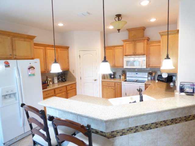 3601 Club House Dr