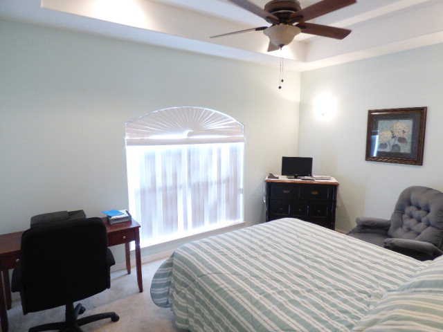 3601 Club House Dr