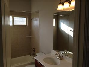 For Sale: 1401 Little Elm Trl #APT 115 Cedar Park, TX 78613