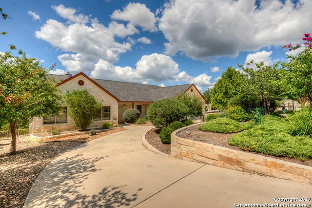 636 Mount Lookout Dr