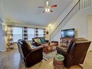 137 Screech Owl Dr, Kyle TX 78640