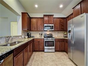 137 Screech Owl Dr, Kyle TX 78640