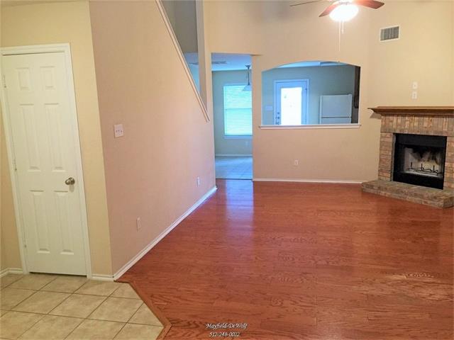 303 Glen Valley Ln