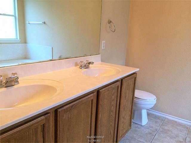 303 Glen Valley Ln