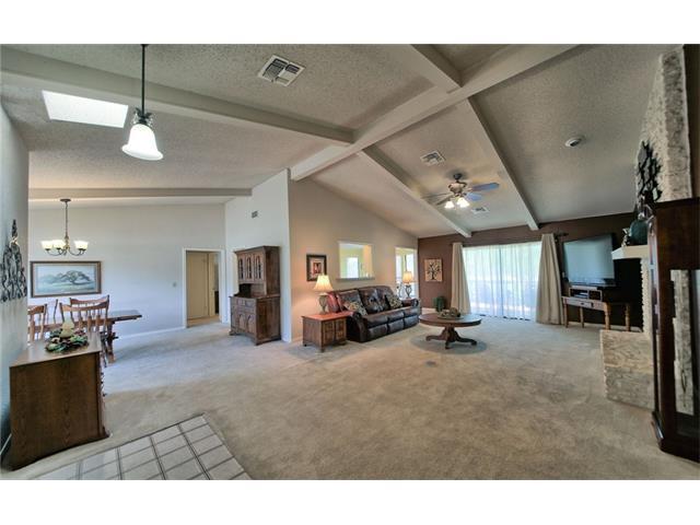 5100 Country Club Dr