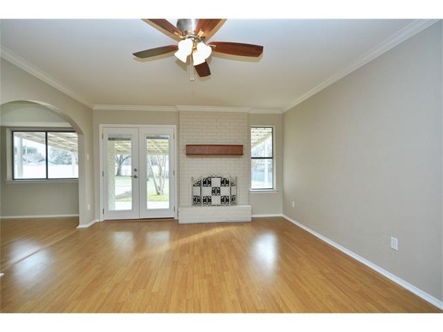 1105 Green Meadow Dr