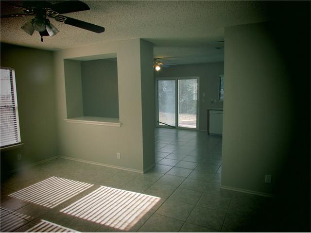 3402 Perch Trl