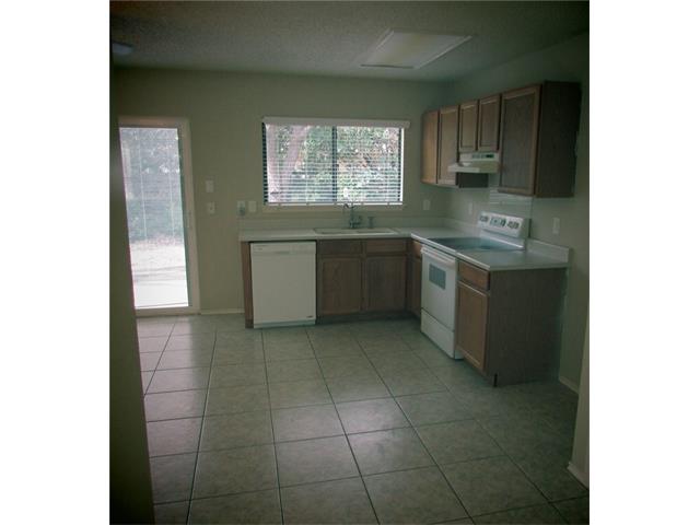 3402 Perch Trl