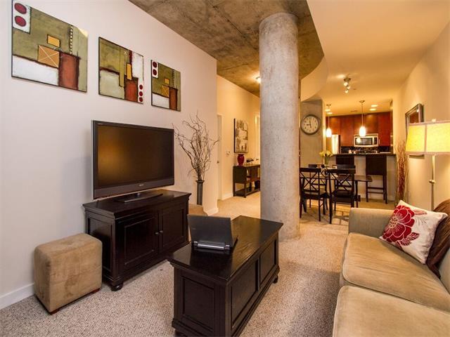 800 Brazos St #804