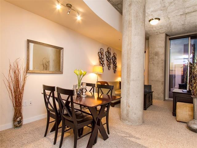 800 Brazos St #804