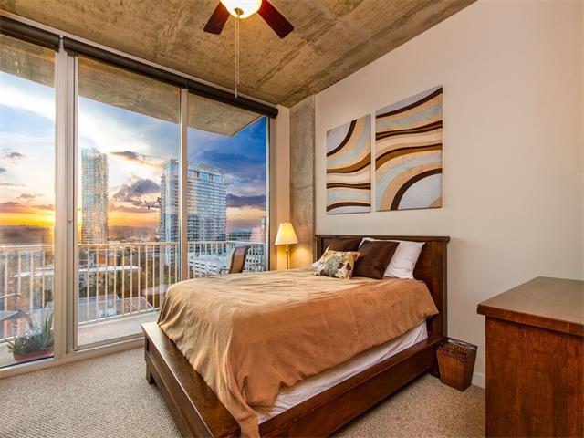 800 Brazos St #804