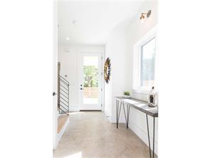 For Sale: 2504 Willow St #B Austin, TX 78702