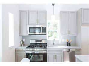 For Sale: 2504 Willow St #B Austin, TX 78702
