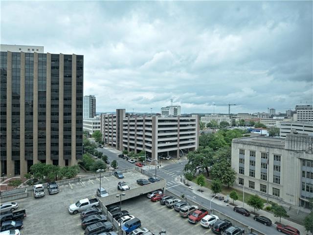 300 Bowie St #1807