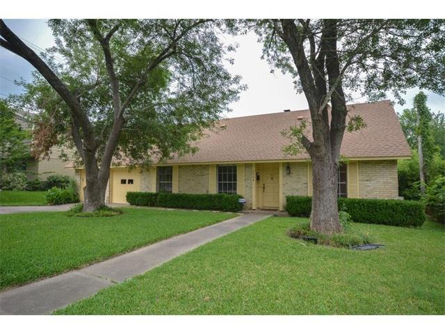 2805 Oakhaven Dr