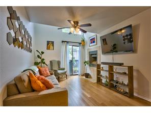 3627 Manchaca Rd #APT 207, Austin TX 78704