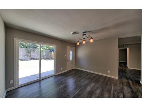 5303 Westminster Dr
