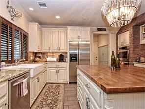 4213 Deepwoods Dr