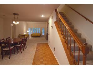 3828 Williamsburg Cir