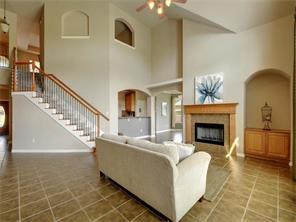 120 Eaton Ln