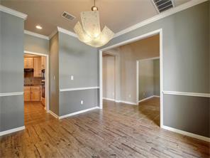 120 Eaton Ln