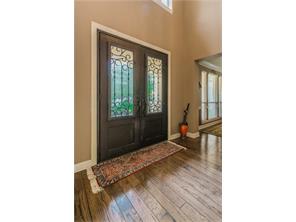 For Sale: 407 Luna Vista Dr Austin, TX 78738