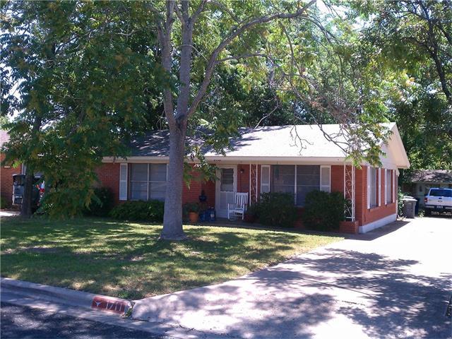 5105 Valley Oak Dr