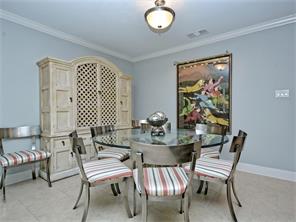 8104 Falmouth Dr Austin, TX 78757