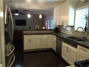 For Sale: 1811 Pompton Dr Austin, TX 78757