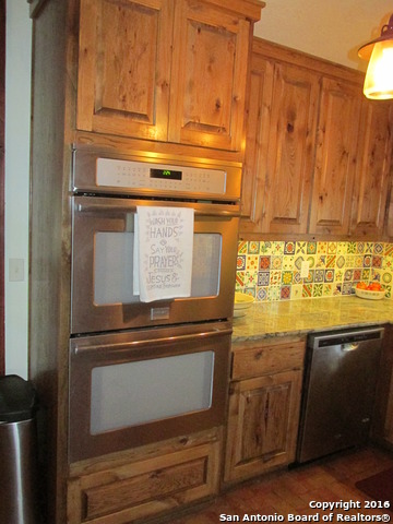 For Sale: 152 County Road 422 Hondo, TX 78861