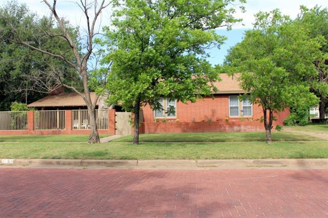 709 Humble Ave