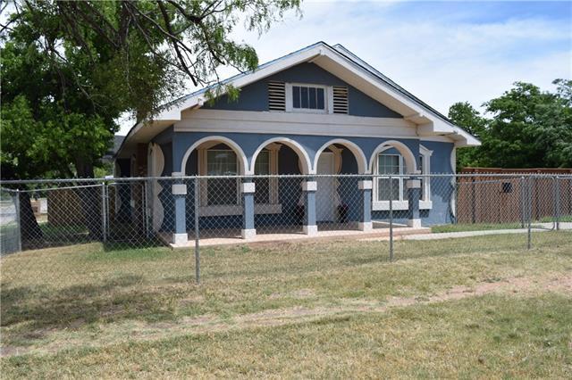 1817 Ivanhoe Ln