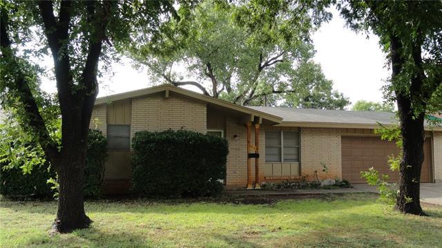 1910 Rosewood Dr