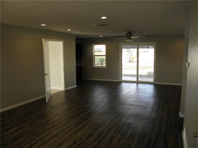 5210 Texas Ave