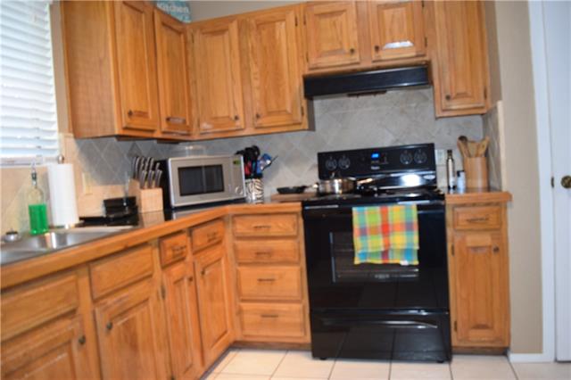 3809 Kellye Ct