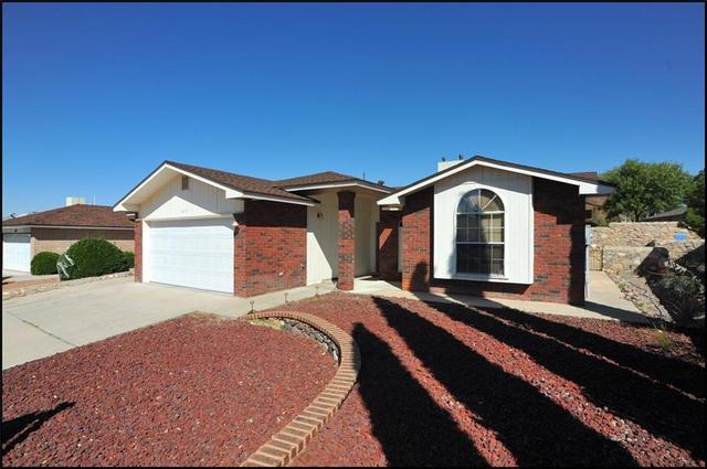 1413 Desierto Rico St