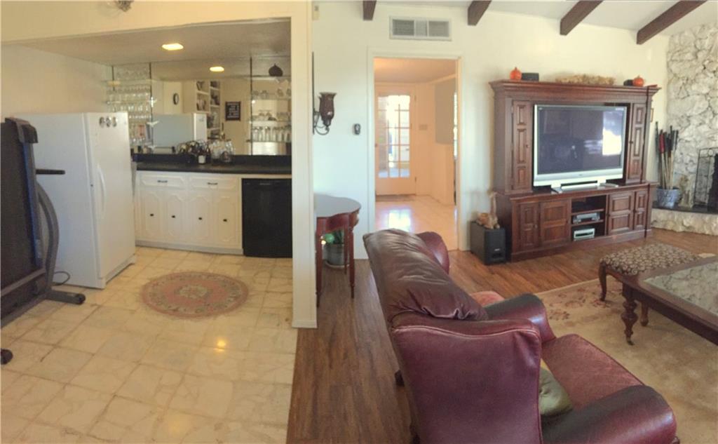 5809 Vista Clara Dr