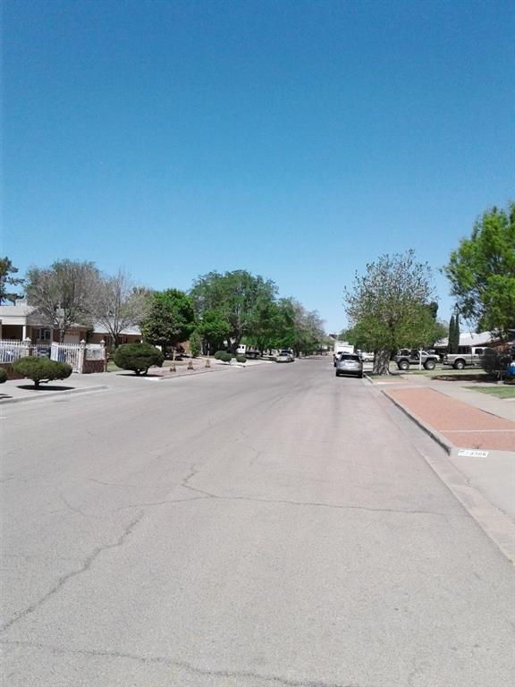 9917 Suez Dr