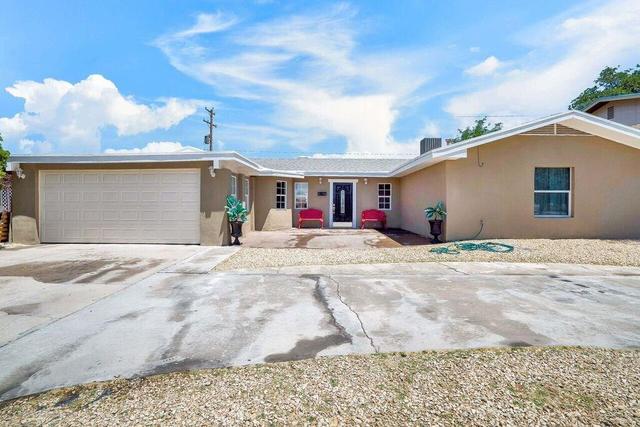 9558 Desert Ridge Dr