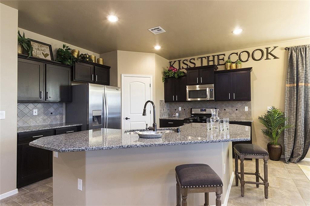 12385 Knightsbridge Dr