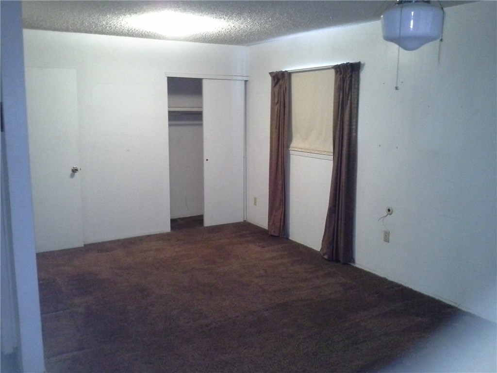 2809 Archie Dr