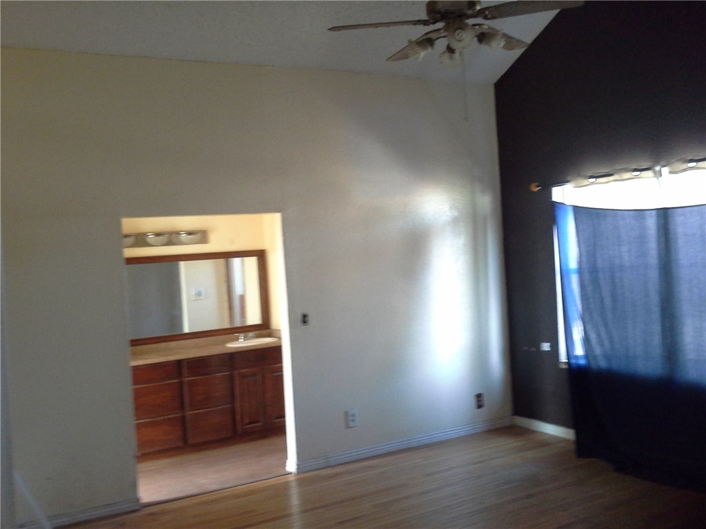 11416 Lake Tana Dr
