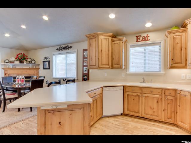 654 S Mayor Place Dr E #16