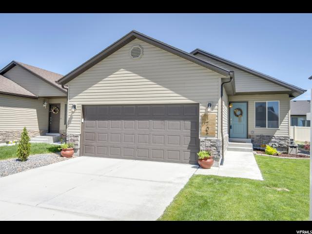 1703 Shadow Dr E Eagle Mountain, UT 84005