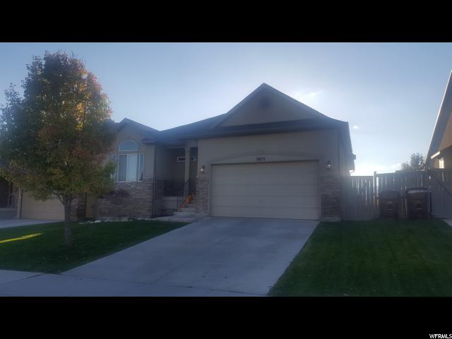 3453 E Kennekuk Cir
