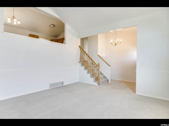 205 E 2050 N Centerville, UT 84014