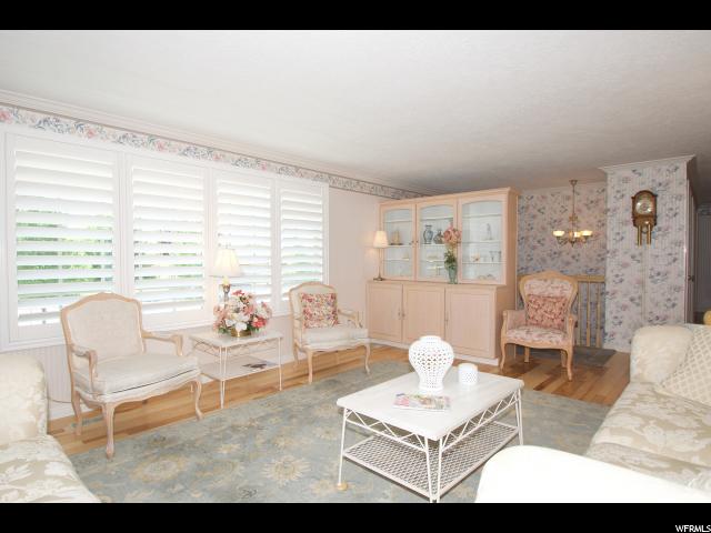 1224 S Valhalla Dr E Clearfield, UT 84015