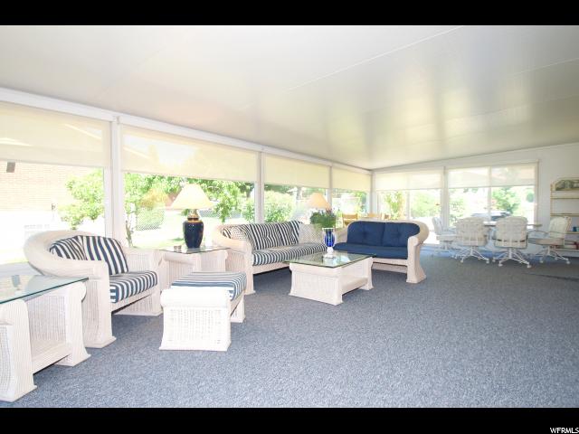 1224 S Valhalla Dr E Clearfield, UT 84015