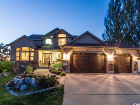 1925 E Pioneer Rd S