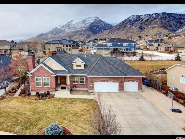 5490 Cross Country Way
